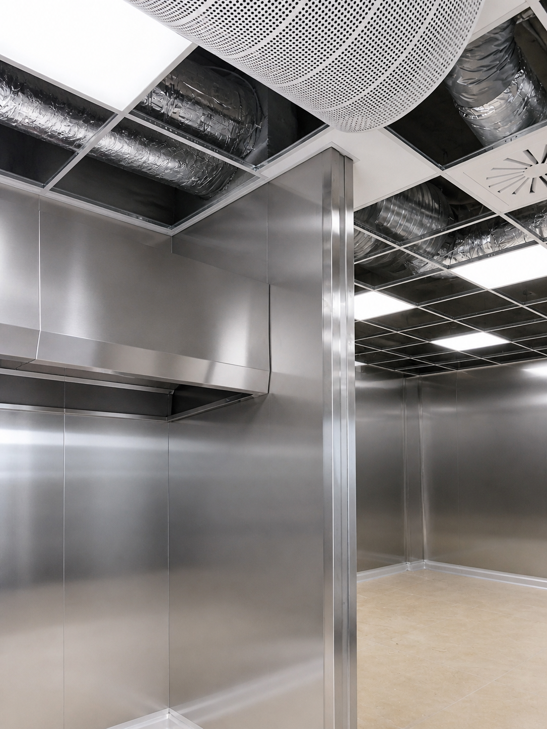 Industrikøkken med teknisk indregulering af ventilation